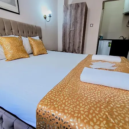 Deniz Taksim Hotell